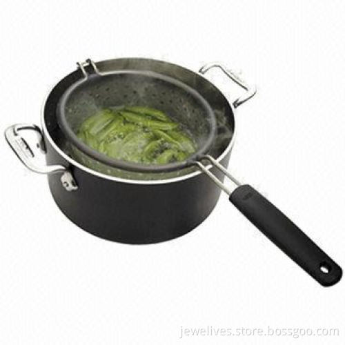 New Arrival Collapsible Silicone Filter Spoon, FDA/LFGB Mark, OEM and ODM Orders Welcomed